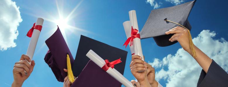 5 Benefits of Earning a College Degree